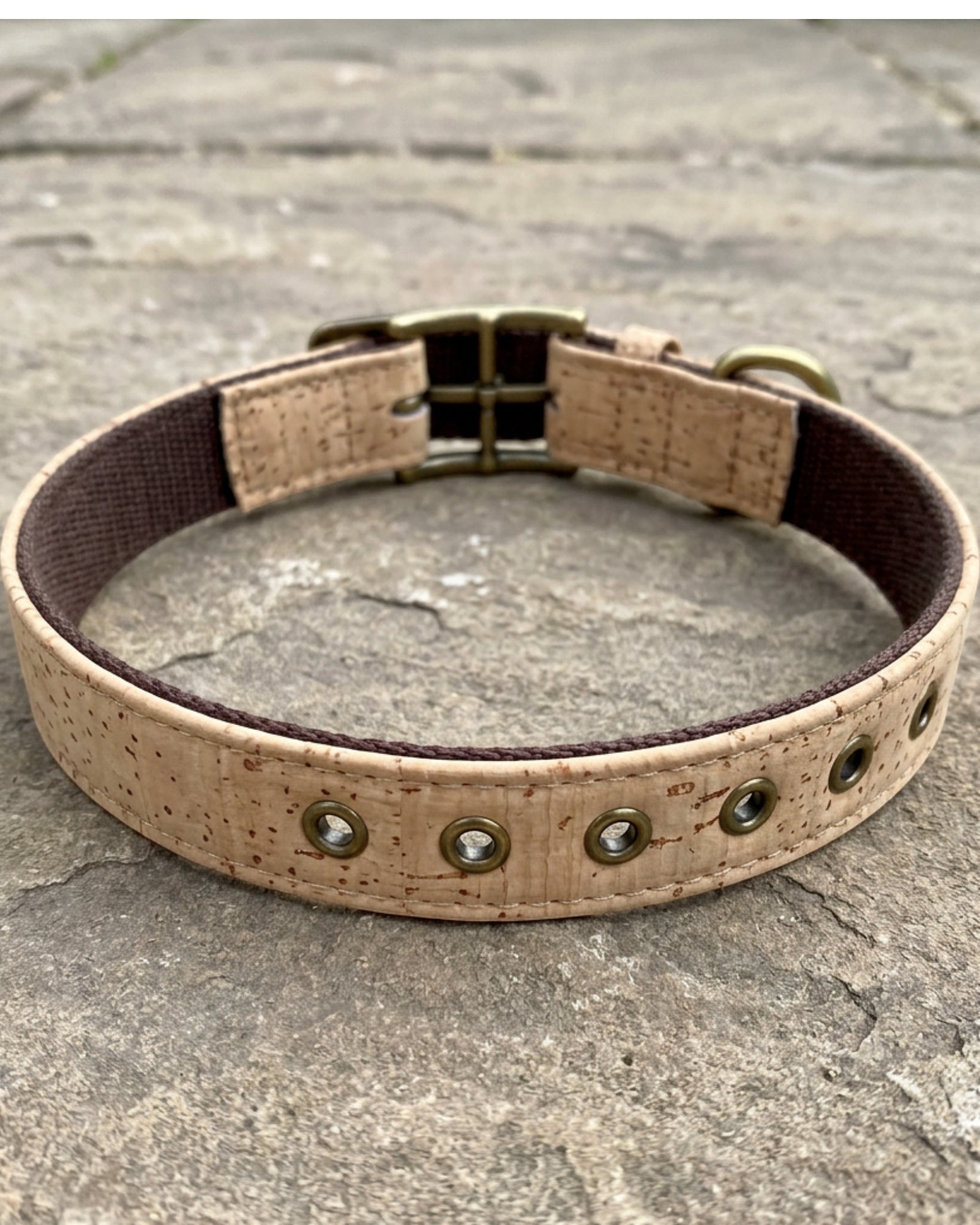 Bosey Cork-Fabric Dog Collar 30–44 cm Antique Brass - Lifestyle view