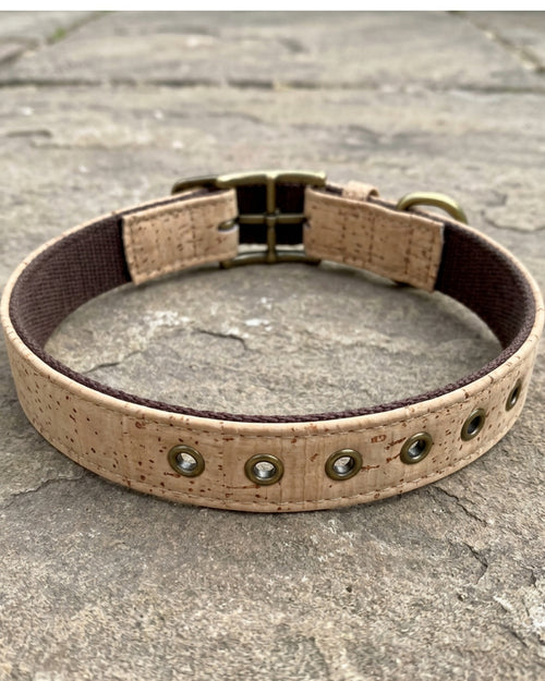 Bosey Cork-Fabric Dog Collar 30–44 cm Antique Brass - Lifestyle view